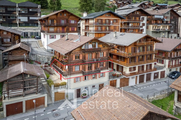 Authentique appartement au coeur du village 1