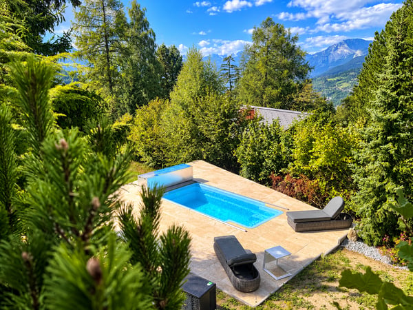 Chalet d'exception avec piscine privée 2