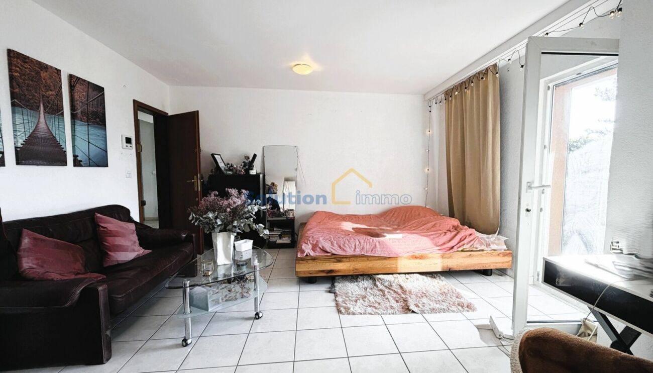 Appartement 1,5 pièces avec grand jardin et terrasse