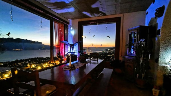 Magnifique vue, maison avec 2 logements