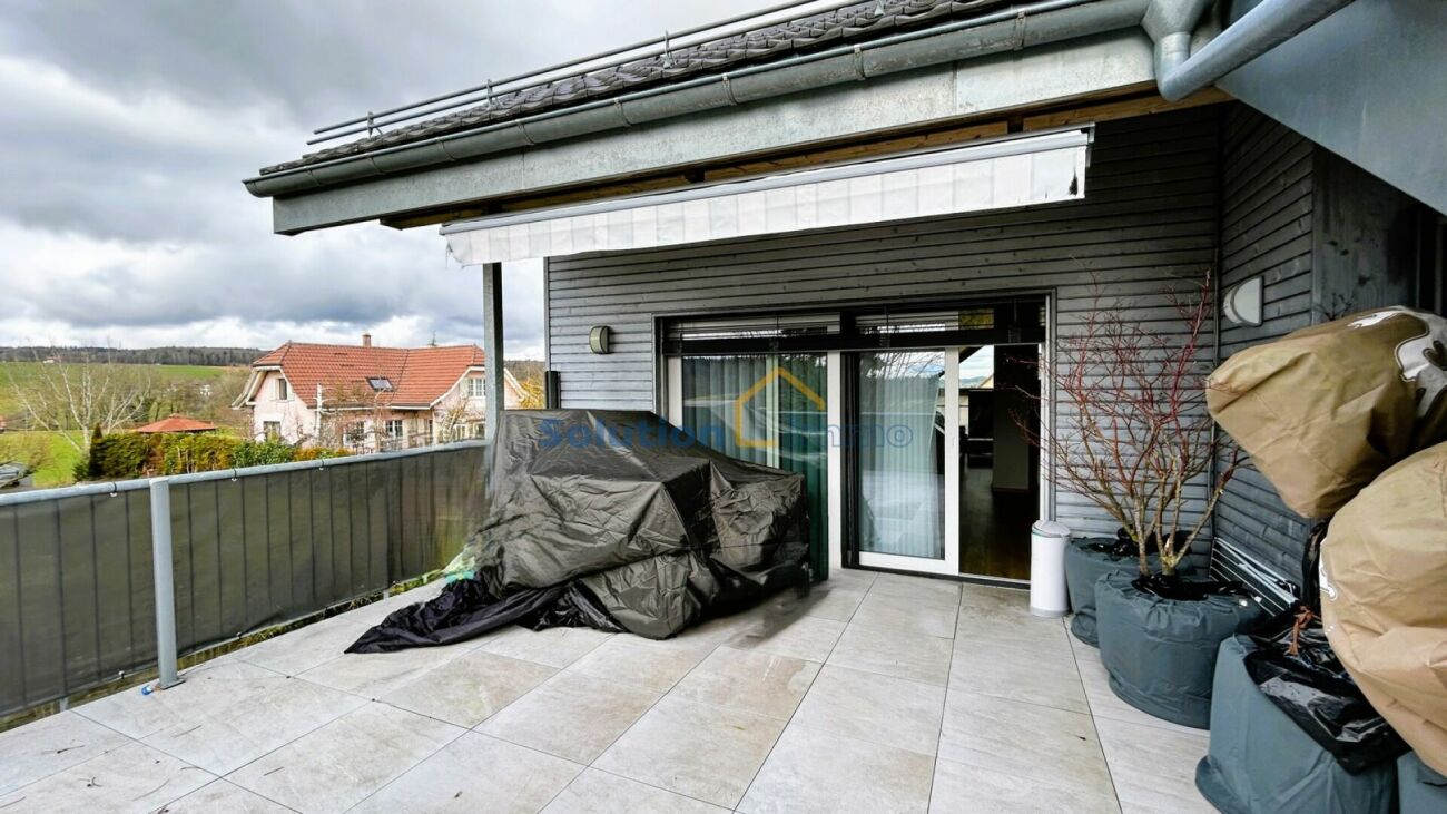 Charmant immeuble de 3 appartements avec superbe jardin