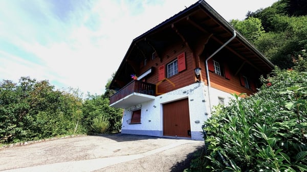 Très joli chalet de 5,5 pièces 1