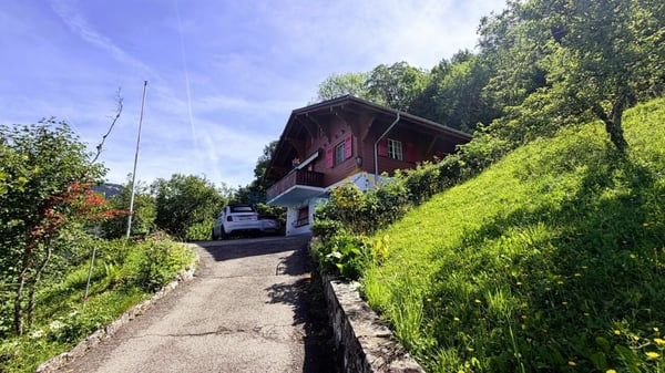 Très joli chalet de 5,5 pièces 2