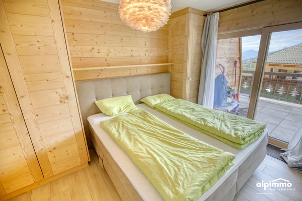 Appartement 3.5p de luxe en très bon état à vendre à Haute-Nenda 6