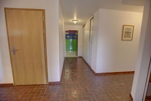 Appartement spacieux avec potentiel de rénovation à 100m des remontées 17