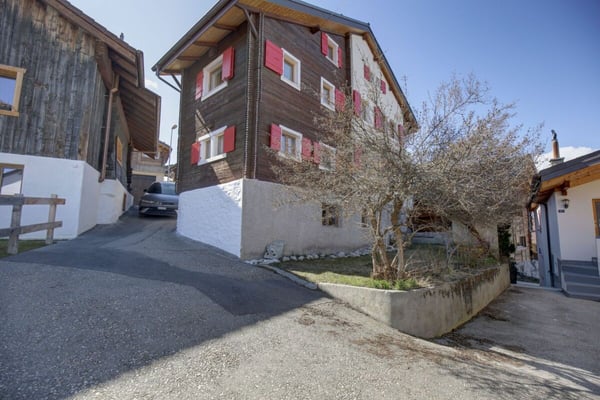 Au vieux village de Nendaz, maison jumelée avec un grand cachet ! 24