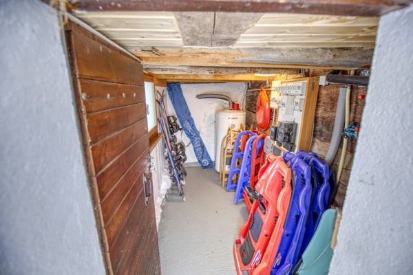 Chalet de caractère avec 2 annexes et un grand terrain à Haute-Nendaz! 27