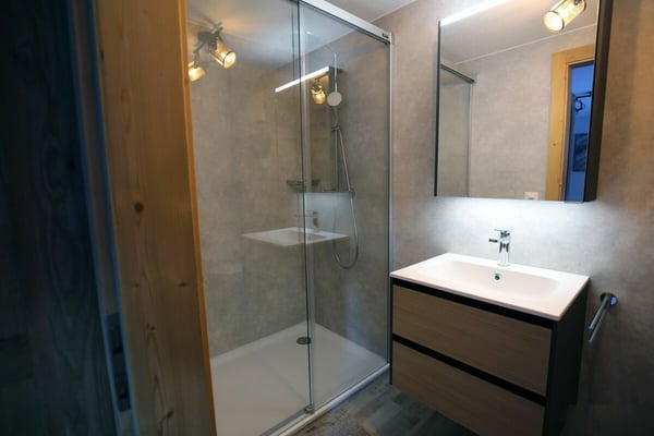 Opportunité investisseur : 3.5 pièces moderne déjà loué A4 6