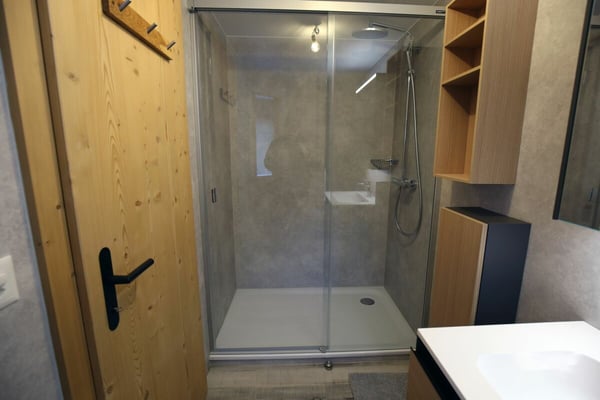 Opportunité investisseur : 3.5 pièces moderne déjà loué A4 11