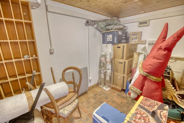Chalet de caractère avec 2 annexes et un grand terrain à Haute-Nendaz! 29