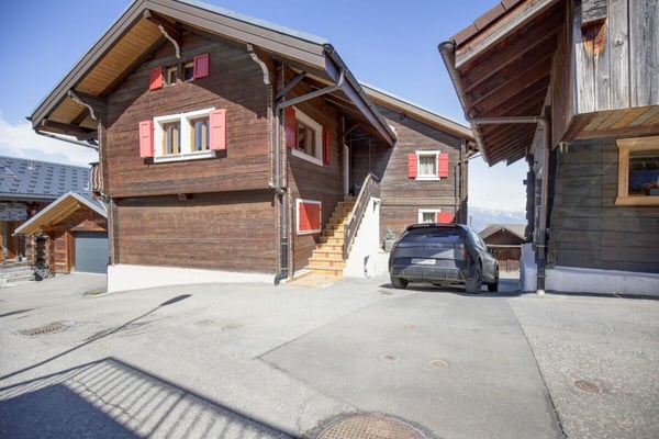 Au vieux village de Nendaz, maison jumelée avec un grand cachet ! 25