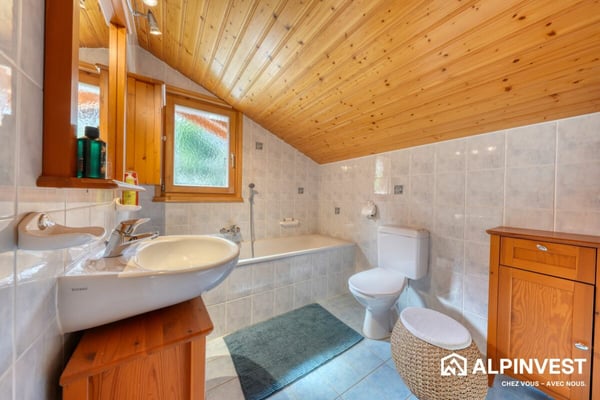 Sympathique chalet à Sornard dans un état impeccable ! 13