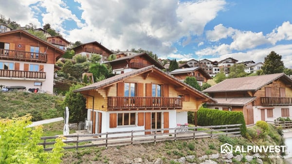 Sympathique chalet à Sornard dans un état impeccable !