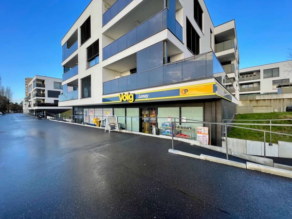 Surface commerciale à vendre : 2