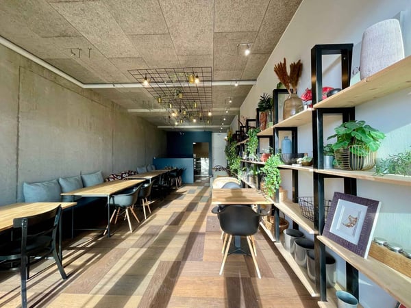 Surface commerciale à vendre : 3