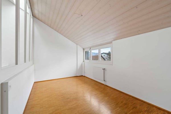 SPACIEUX 4.5 PIÈCES EN TRIPLEX AU CUR DE CHAVORNAY 7