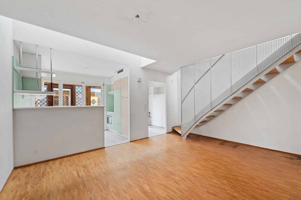 SPACIEUX 4.5 PIÈCES EN TRIPLEX AU CUR DE CHAVORNAY 2