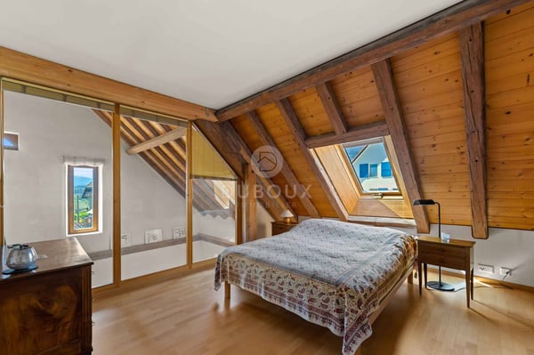 MAGNIFIQUE FERME RÉNOVÉE AVEC VUE IMPRENABLE SUR LE PLATEAU VAUDOIS 11