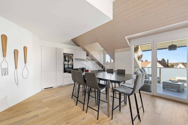MAGNIFIQUE APPARTEMENT EN DUPLEX DE 5.5 PCS AU COEUR DE GLAND 3
