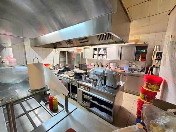 Restaurant à louer au coeur de Fribourg 5