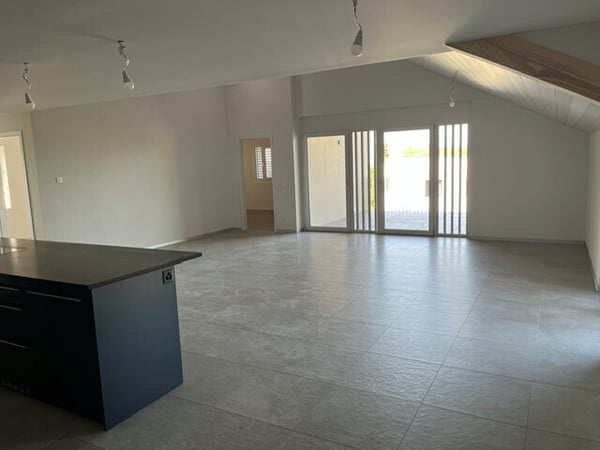 Très bel appartement de 4.5 pièces, proche du Golf de Lausanne 3