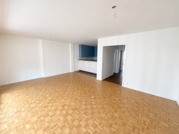 Appartement de 2.5 pièces avec balcon en plein centre de Fribourg 2