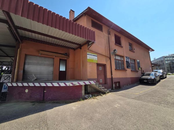 230 m² de plain-pied avec quai de chargement: bail jusqu'au 31.12.2029 6
