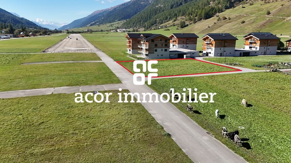 Terrain constructible de 1'098 m² à Ulrichen 2