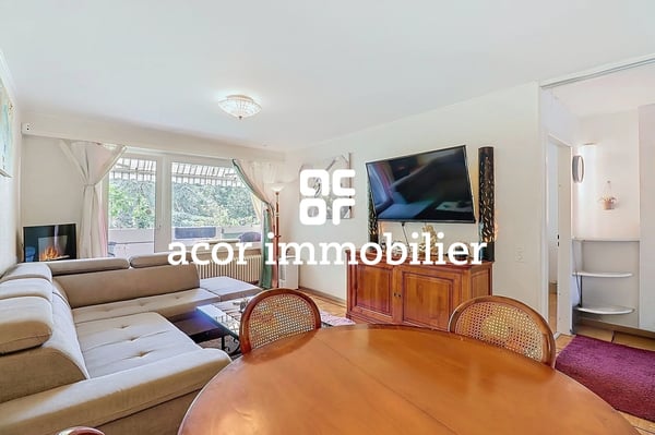 Grand appartement de 1.5 pièces 1