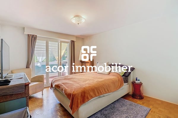 Grand appartement de 1.5 pièces 2