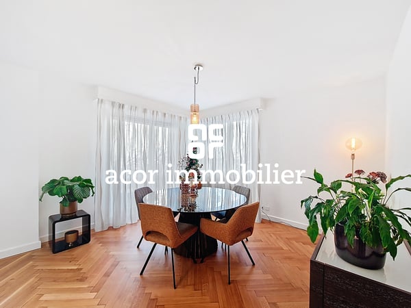 Magnifique appartement rénové avec cachet au coeur de Sierre! 2