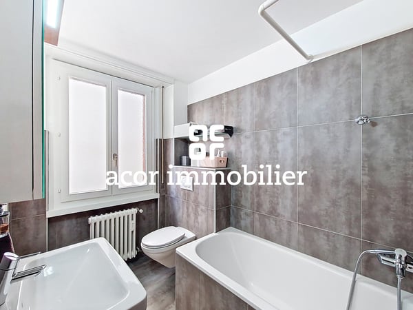 Magnifique appartement rénové avec cachet au coeur de Sierre! 5