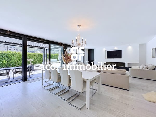 Saxon - Villa contemporaine avec piscine 8