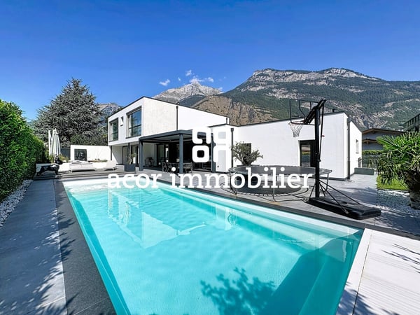 Saxon - Villa contemporaine avec piscine 2