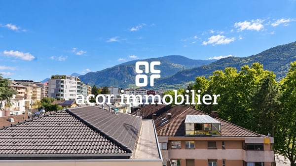 SION CENTRE - ATTIQUE NEUF DE 121 M² - 3,5 PIÈCES - TERRASSE DE 65 M2