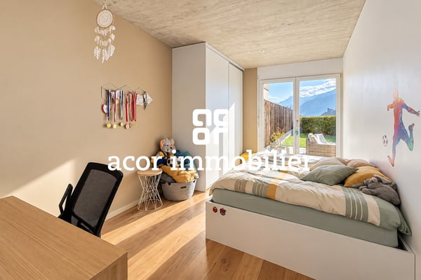 Gravelone - Triplex contemporain, vue exceptionnelle 9