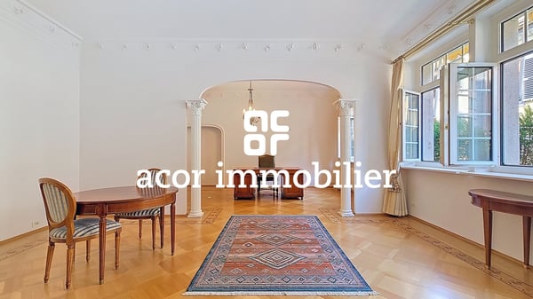 Immeuble commercial situation d'exception 1