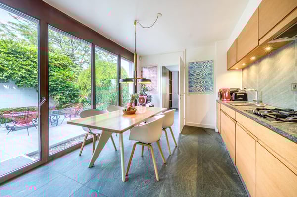 Villa d'architecte avec vue imprenable et piscine 4