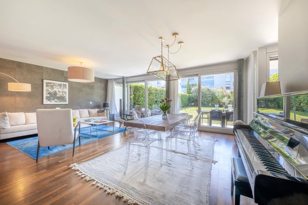 Bel appartement contemporain avec jardin 1