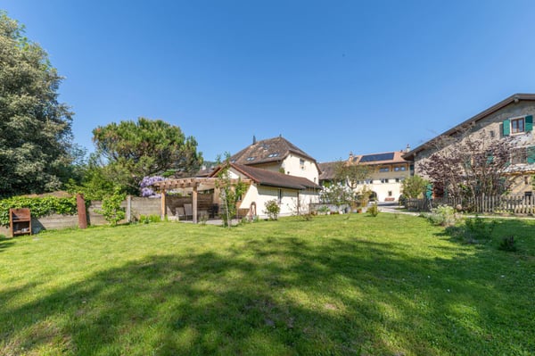 Bâtisse du XVIème siècle entièrement rénovée 6