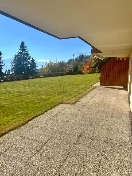 Havre de paix à louer à l'année (1.5 pièces) 1