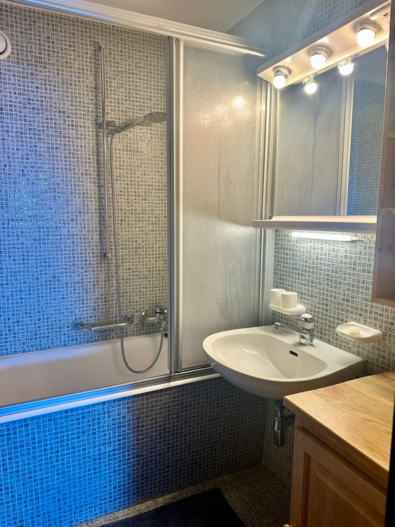 Belle appartement de 3,5 pièces à louer à l'année 8