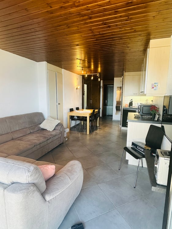 Belle appartement de 3,5 pièces à louer à l'année 1