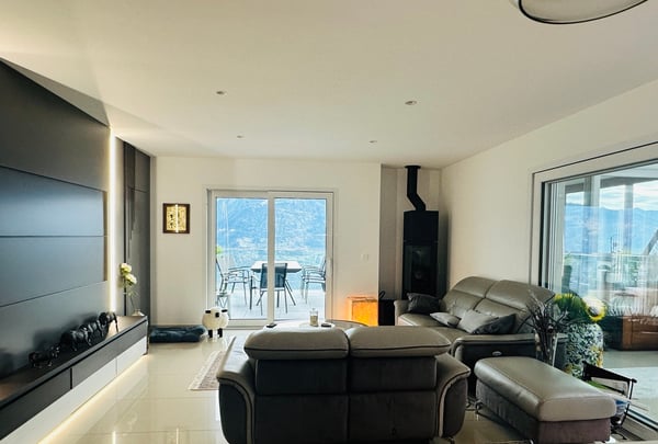 Splendide attique de 4,5 pièces neuf 3