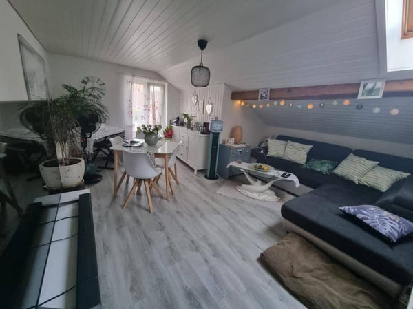 Immeuble mixte à Agiez 3