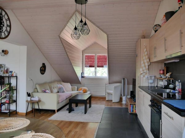 Immeuble mixte à Agiez 4