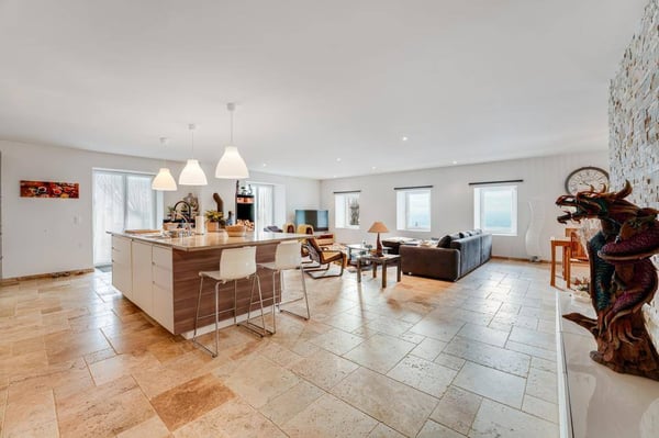 Immeuble locatif à Villars-Burquin 12