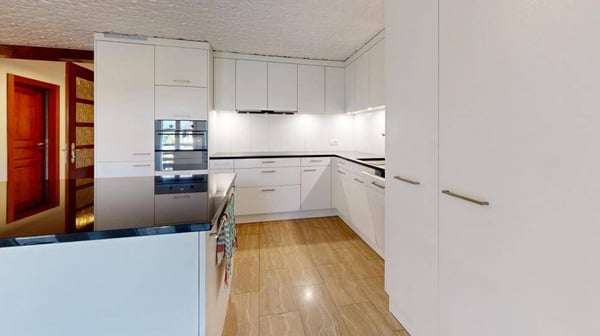 Maison familiale ou immeuble de 3 appts à Baulmes 4