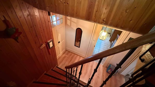Maison locative avec 2 logements et une grande parcelle 11