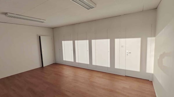 Nouvelle opportunité  Surface tertiaire flexible de 180 m²  Divisible dès 90 m² 4